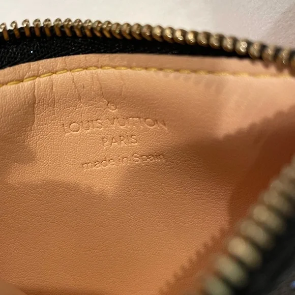 Louis Vuitton Multicolor Pochette Cles - Picture 12 of 14